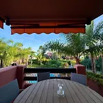 Alicate Apartment