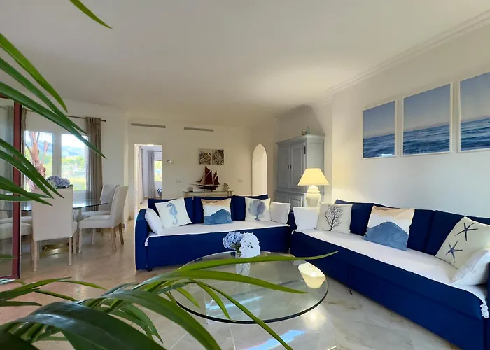 Alicate アパート