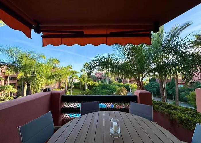 Alicate アパート